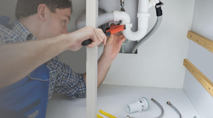 Professional expert plumbing services in Leaf River, IL